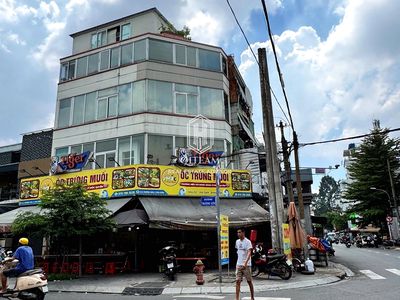 Quán cafe căn Góc 2MT G1A Trường Sơn, Q10. Dt: 10x12m, Kc: trệt 3 lầu — ảnh 1