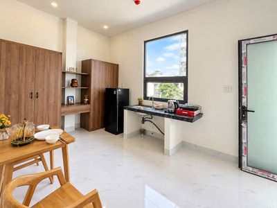 Căn hộ tách bếp full nội thất - sát vách làng đại học quốc gia — ảnh 1