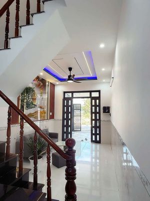 Nhà có sân trước ở Vĩnh Lộc bán 450tr, có sổ, kdc cố định, an ninh — ảnh 1