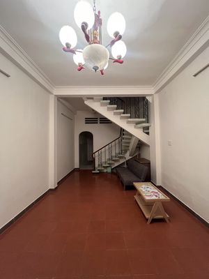 Mặt bằng kinh doanh hẻm chợ sầm uất — ảnh 1