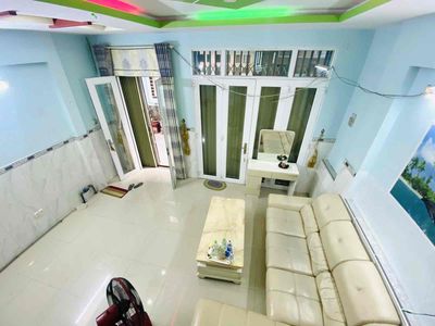 Diện tích to giảm sốc — ảnh 1