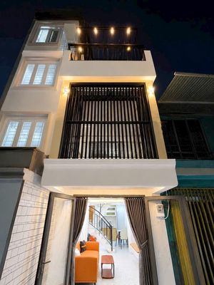 Nhà cách cầu thị nghè, bình thạnh vài bước. giá giảm còn dưới 5 tỷ — ảnh 1