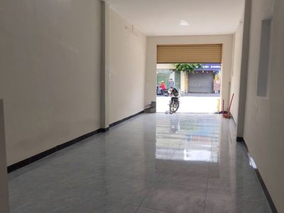 Cho thuê nhà : cách mạng tháng 8, quận 10. — ảnh 1