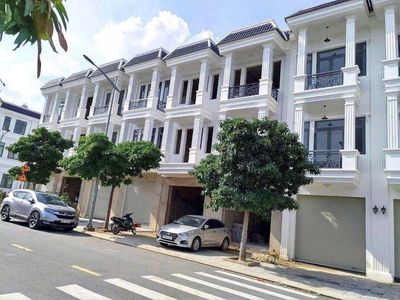 Cho thuê nhà phố liền kề gần ngã 6 An Phú — ảnh 1