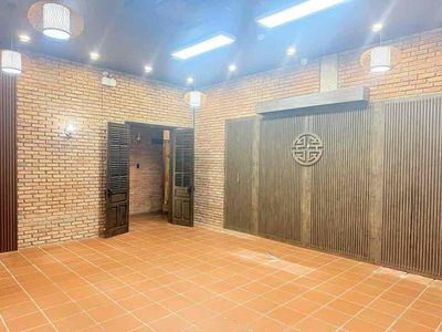 Cho thuê Biệt Thự 3 tầng 300m2 10 phòng - MT đường Lê Văn Lương — ảnh 1