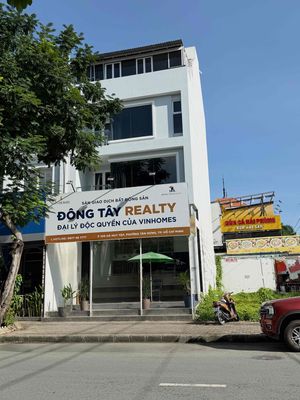 Nhà phố đường hà huy tập, khu nam long 1, phú mỹ hueng q7 có thang máy — ảnh 1