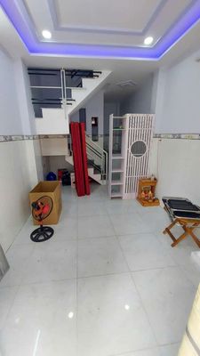 Nguyên căn nhà đẹp, giá rẻ, 2PN có máy lạnh, p. An Hội Đông — ảnh 1