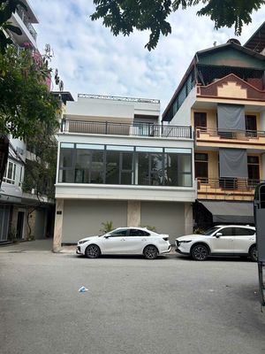 Cho thuê mặt bằng kinh doanh mới, vị trí đẹp, ô tô tránh — ảnh 1