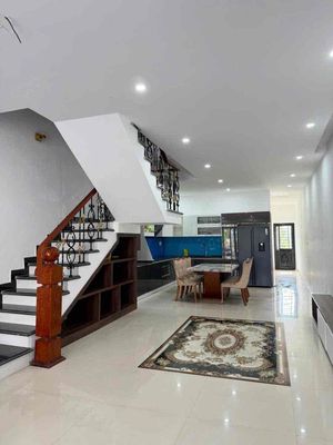 Cho thuê nhà 4 Tầng mặt tiền Đường Trương Quang Dược Khu Hoà Xuân — ảnh 1