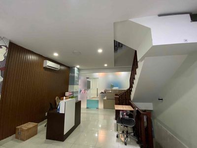 Nguyên căn 5x21m (Hầm 4 tầng) Vạn Phúc City nhà đẹp giá chỉ 30tr — ảnh 1
