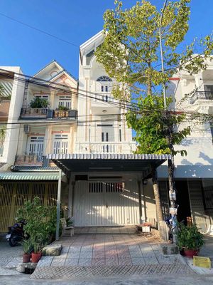 Cho thuê nhà trệt 2 lầu đường f7 kdc bình nhựt (12ha8), long tuyền — ảnh 1