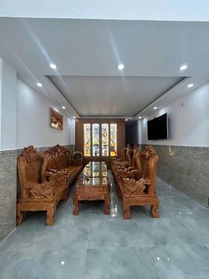 Nhà full nội thất 5 phòng 4 x 18m — ảnh 1