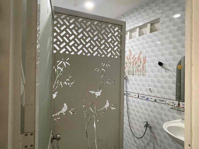 Nhà 2 tầng - hoàn công ngay quốc lộ 13 — ảnh 1