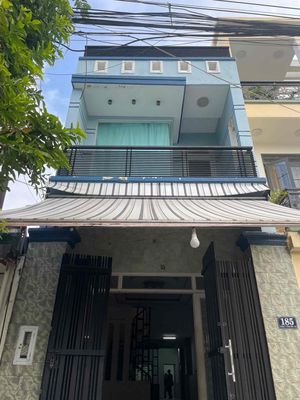 Nhà phố 3 tầng 2 phòng ngủ trệt trống suốt kdc phước bình đường thông — ảnh 1