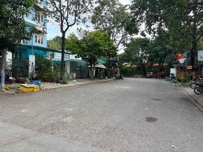 Cho thuê đất 133m làm kinh doanh hoặc kho bãi gần chợ đầu mối Thủ Đưc — ảnh 1