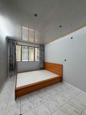 Nhà trung tâm q.1 – kế bên takashimaya – 4pn – chỉ 12 triệu — ảnh 1