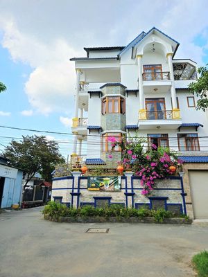 Bán nhà phố 53m2, 3 tầng, chỉ 4ty7 đường ô tô, gần chợ long trường. — ảnh 1