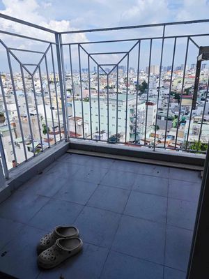 Cho thuê căn hộ Valeo Đầm Sen, 92m2 2PN 2WC, Có 1 Ít Nội Thất — ảnh 1