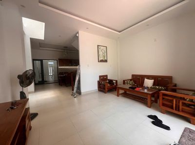 Cho thuê nhà đẹp 3 tầng sát biển mặt tiền đường Tân Thái 6, Sơn Trà — ảnh 1
