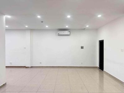 ShopHouse Tầng Trệt Share Mặt Bằng nên Giá Rẻ. — ảnh 1