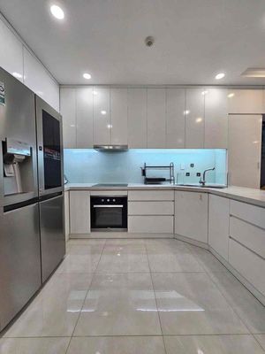 Căn hộ 2PN 2WC 81m2 view Bitexco The Gold View — ảnh 1
