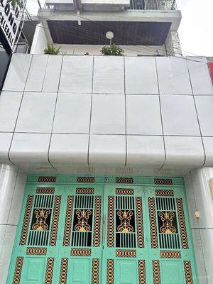 Nhà mặt tiền Lạc Long Quân, Q Tân Bình. DT 5 x 22, trệt 4 lầu — ảnh 1
