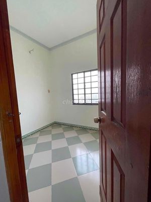 Share Phòng Tầng Trệt để ở hoặc làm văn phòng , mở lớp dạy học — ảnh 1
