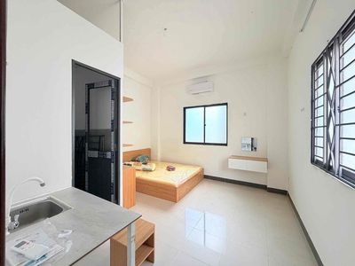 Cho Thuê Căn Hộ Cửa Sổ Full NT Có Tủ Lạnh Nhà Mới Ngay Cầu Vượt 3/2 — ảnh 1