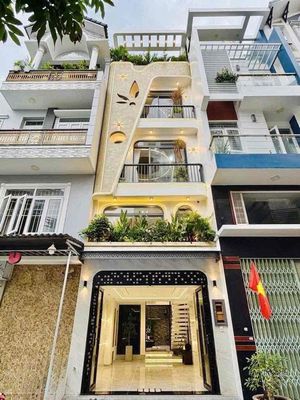 Nhà tân bình 4 phòng ngủ có thang máy — ảnh 1
