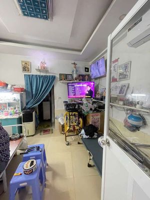 Giảm 600tr, cần bán gấp nhà ngộp bank Hồng Lạc, TB — ảnh 1