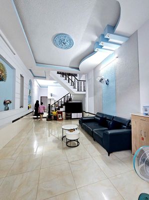 Chính chủ bán nhà 2 tầng full thổ, dt 99m2. ở đông hoà. 2pn, 3wc — ảnh 1