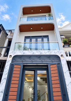 Chỉ: 5,4 Tỷ-Nhà 3 Tầng full Nội Thất-DTSD: 108 m²-Hẻm Xe Tải — ảnh 1