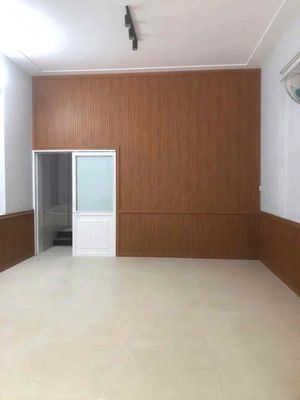 Cho thuê nhà 2 tầng mặt tiền đường Thanh Hoá, gần chợ Hoà Xuân — ảnh 1