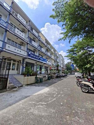 Gần chợ hiệp bình - tttm gigamal nhà 2 lầu mới sơn s 4pn 3wc ở + vpcty — ảnh 1