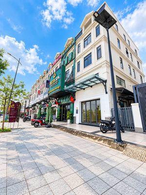 45 TRIỆU/ THÁNG Shophouse 7x20m Mặt Song Hành, Hoàn Thiện Hiện Đẹp Mới — ảnh 1
