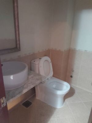 Nhà thuê nội thất đẹp đường số 8 khu Tên Lửa,6x21m,3.5 tấm+hầm,40tr — ảnh 1