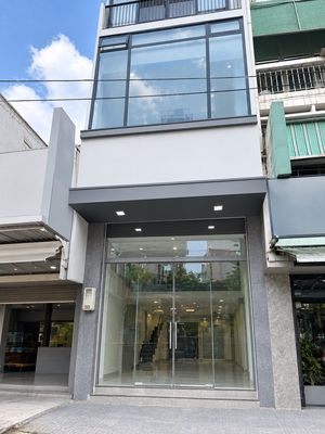 Cho thuê mặt tiền dt: 4x20m nguyễn gia trí, phường 25, quận bình thạnh — ảnh 1