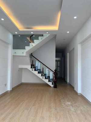 Nhà đẹp – hẻm ô tô – vị trí kết nối giao thông thuận tiện chỉ 6 tỷ 9 — ảnh 1