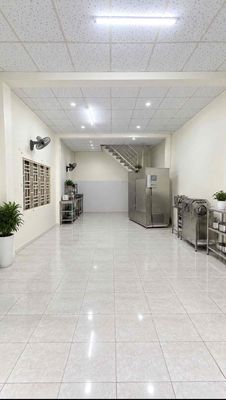 Nhà Tỉnh Lộ 10 Ngay ĐS 29 Ngang 5m x Dài 11m | Giá 4,5 Tỷ |Btct 3 Tầng — ảnh 1