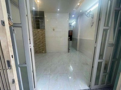 Nhà Cho Thuê 2 phòng 2 wc ở gia đình có 6,5tr — ảnh 1
