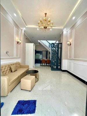Lộ ô tô- nhà lầu 3 phòng ngủ hẻm 146 hoàng quốc việt — ảnh 1