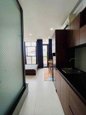 Căn Hộ full nội thất ban công Trần Hưng Đạo Quận 1 — ảnh 1