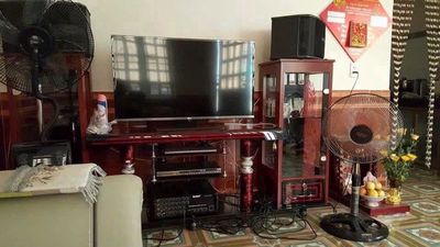 Cho thuê nhà 1 trệt 1 lầu gần Trần Quốc Toản, Dĩ An — ảnh 1