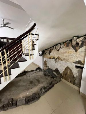 Cho thuê nhà 4 ngủ Xuân La, 65m2 x 3 tầng, 12.5tr — ảnh 1