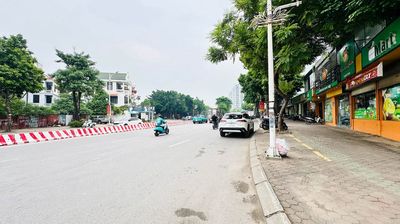Bán nhà mặt phố Cổ Linh, 90m2, mặt tiền 5.5m — ảnh 1