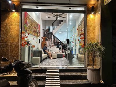 Bán nhà 4 tầng Phụng Châu, ô tô đỗ cửa, sổ đỏ chính chủ — ảnh 1