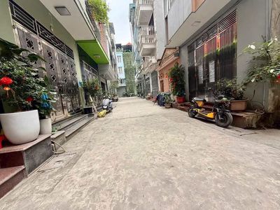 Nhà 5 tầng thang máy Quang Trung, Hà Đông - Hơn 9 tỷ — ảnh 1