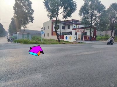 Bán đất góc 300m2 mặt tiền đường DH5 Mỹ Phước 3, Bình Dương — ảnh 1