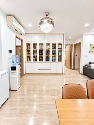 Bán căn 3 ngủ 104m2 chung cư One 18 phố Ngọc Lâm full đồ giá 8.3 tỷ — ảnh 1