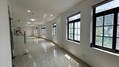 Văn phòng vĩnh khánh q4 - 130m2 — ảnh 1
